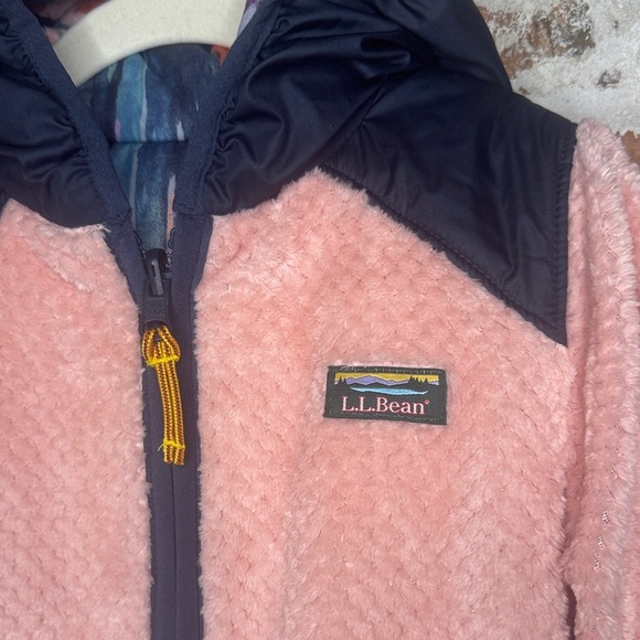 Girls L.L. Bean Mountain Bound Reversible Pink Hooded Jacket 6/7 - Picture 2 of 8